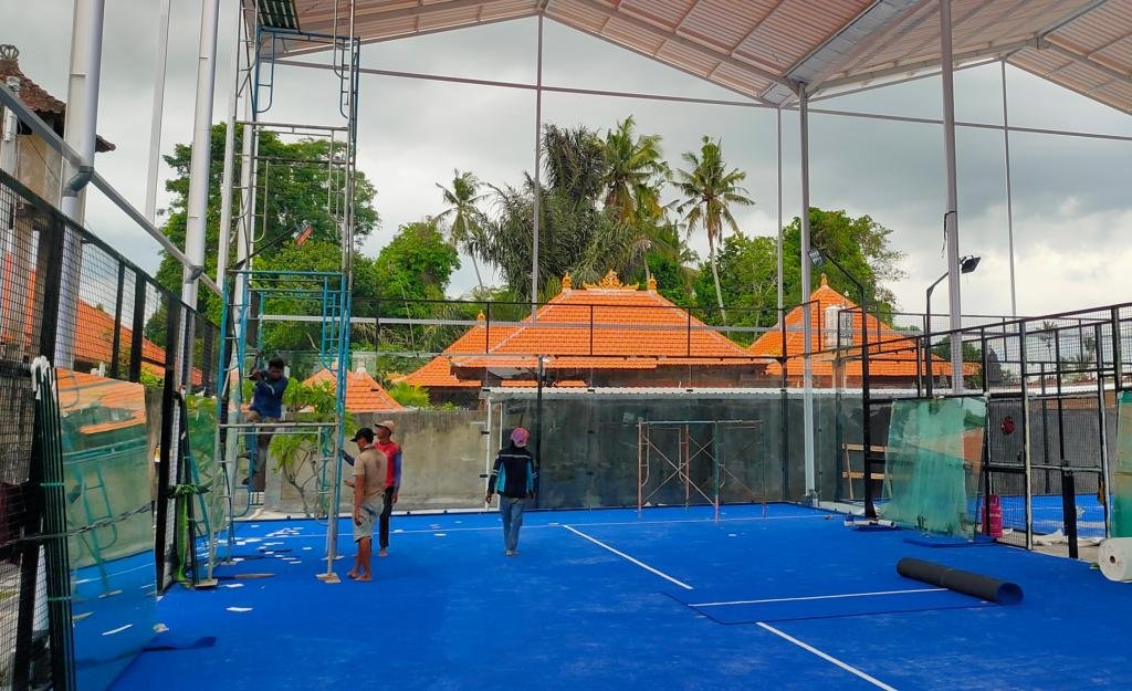 Harga Pagar Lapangan Padel 2026 | Custom, Fabrikasi & Instalasi